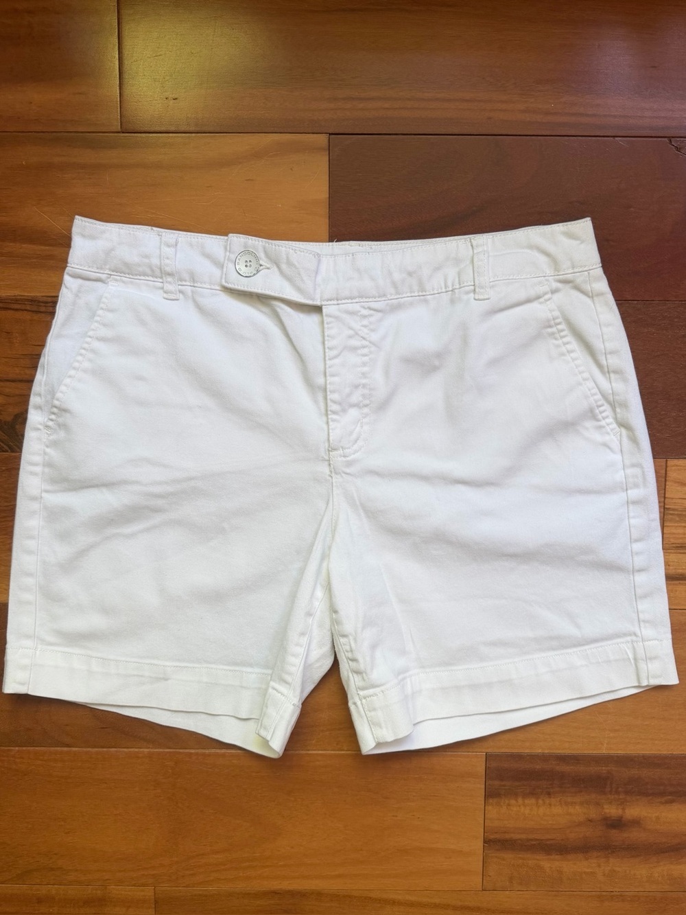 Bandolino Shorts